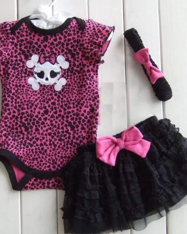 Pink black heart print baby girl bodysuit adorable gift for newborn