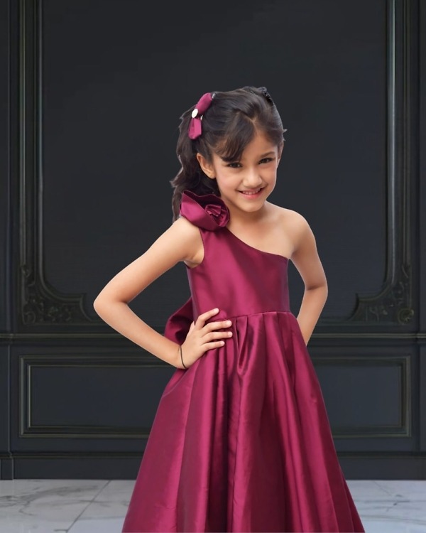 Elegant pageant outfit for baby girls ideal for photoshoot event styling and party wear