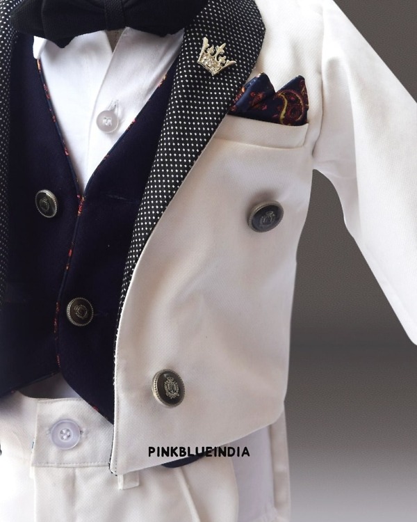 Formal tailcoat suit for boys, elegant party wear for special occasions