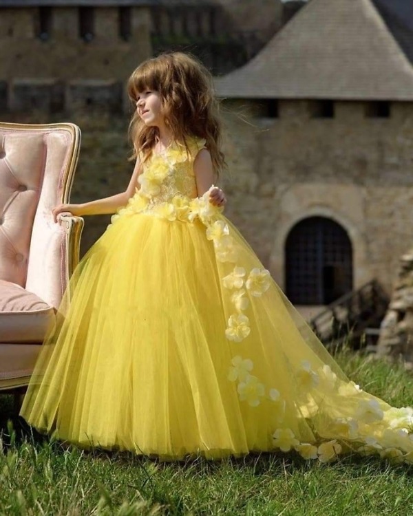 Luxury lemon yellow party gown for girls, stylish birthday dress