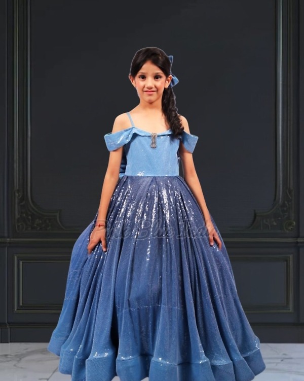Gorgeous birthday party dress for baby girl, stylish festive outfit