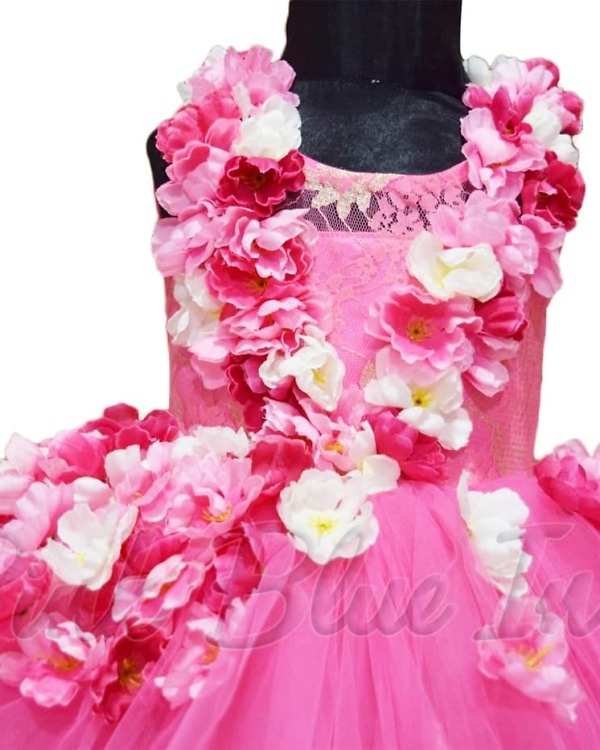 Baby girl bow dress cute party wear birthday celebration look