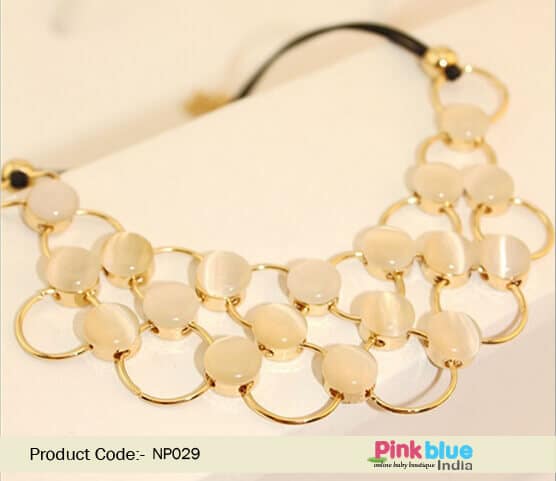 Beach party necklace for women gold rings off white stones trendy