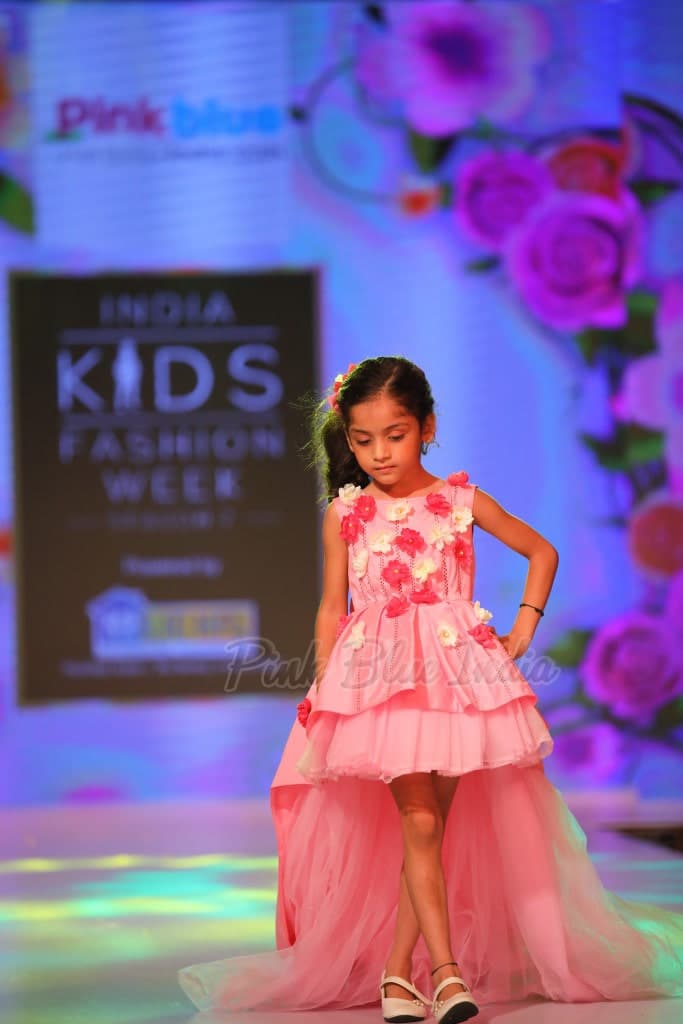 Stylish pink long tail baby girl gown for birthday party elegant outfit