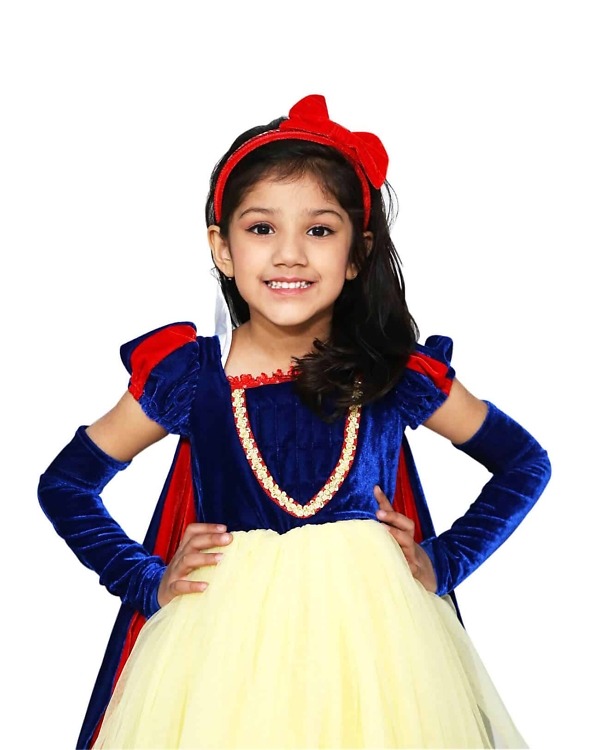 Kids girl Snow White gown birthday party wear stylish princess costume