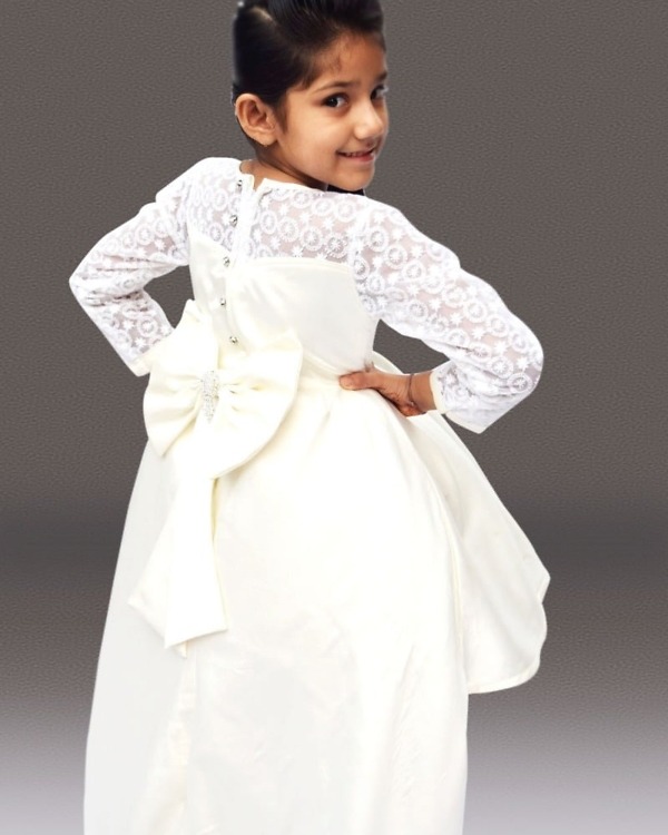 Kids white high low dress long sleeve wedding party stylish outfit