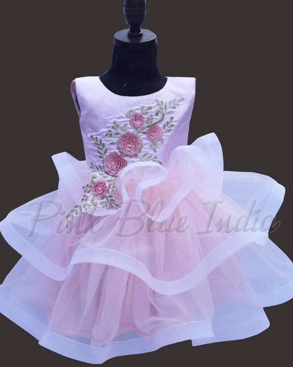 Elegant mom daughter matching dress birthday stylish wear