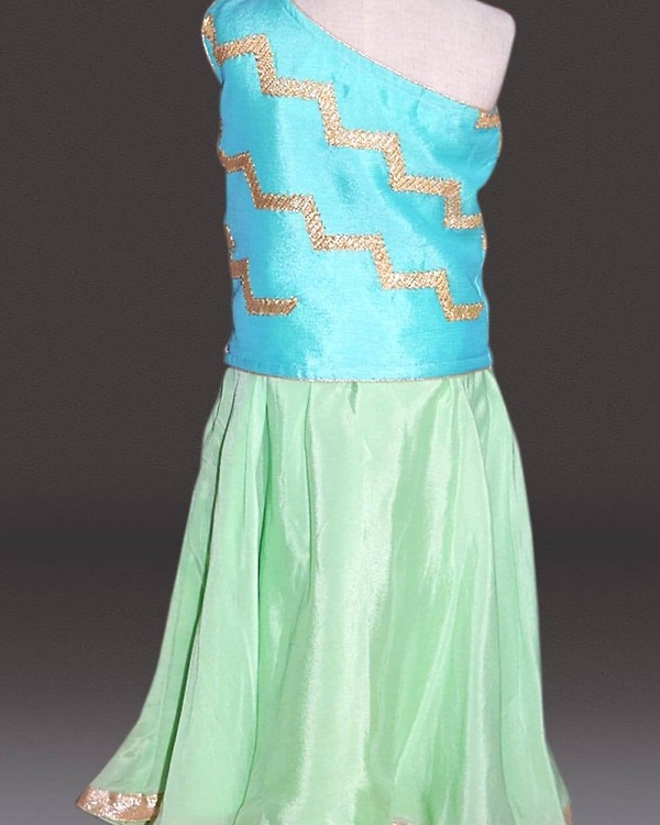 Kids girl designer one shoulder crop top skirt set party wear elegant style