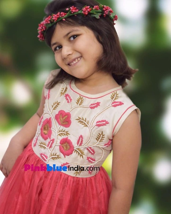 Luxury party dress for kids in elegant style, perfect for celebrations