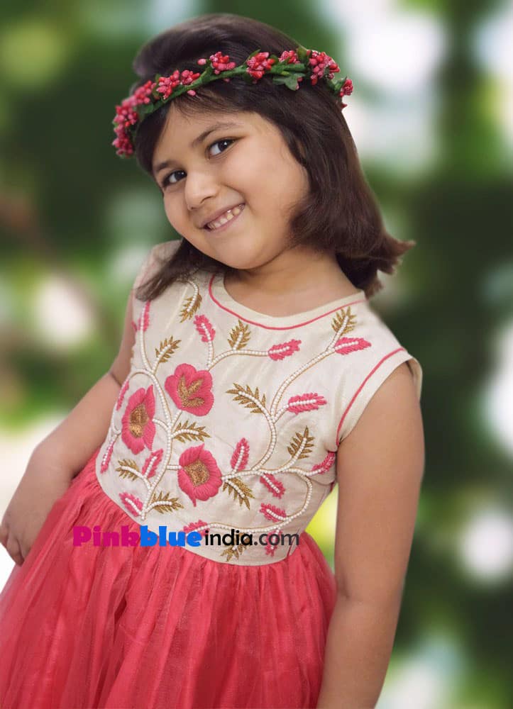 Luxury party dress for kids in elegant style, perfect for celebrations