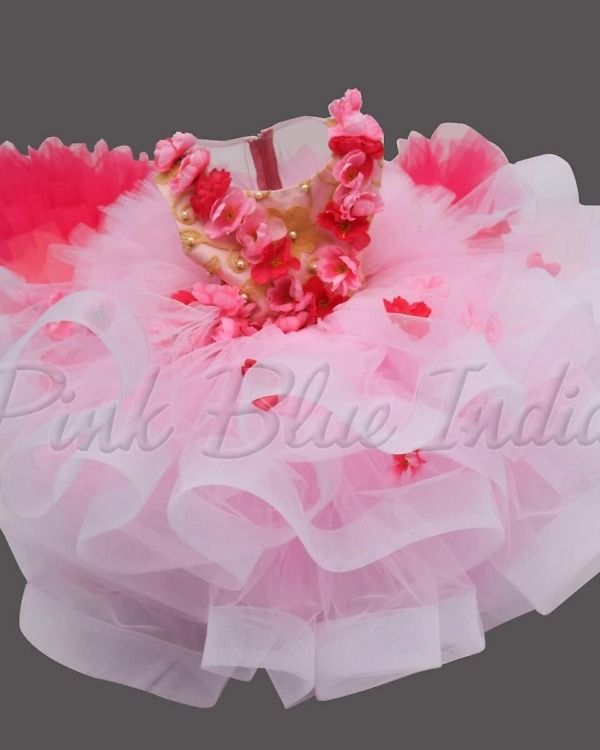 Latest long tail gown for girls birthday stylish elegant wear