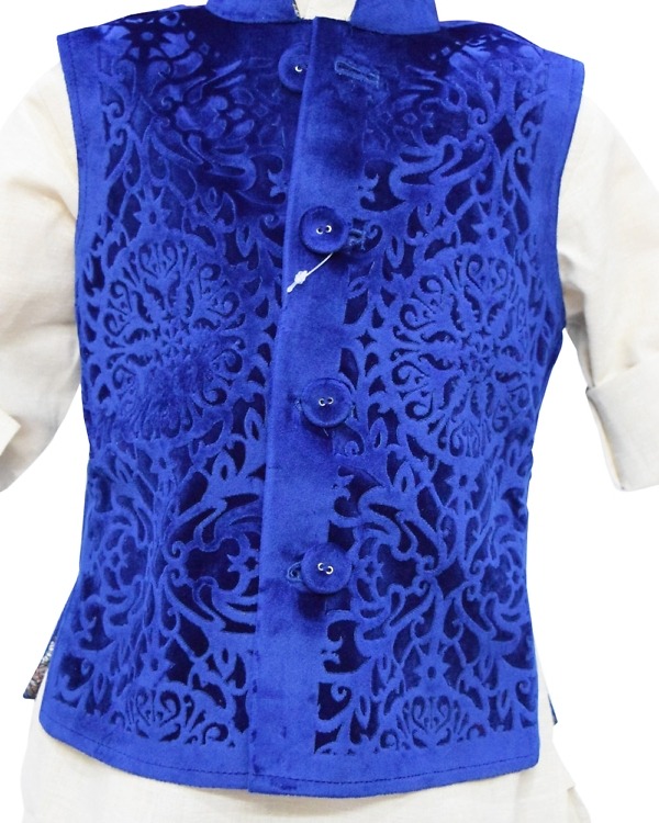 Off white ethnic kurta pajama for boys special occasion wear