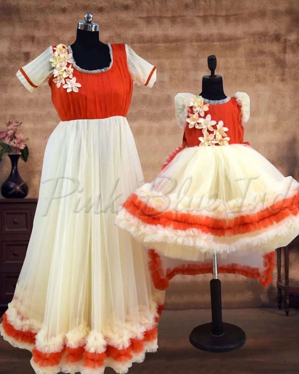 Mother daughter flower print coordinated dress party wear stylish twinning outfit