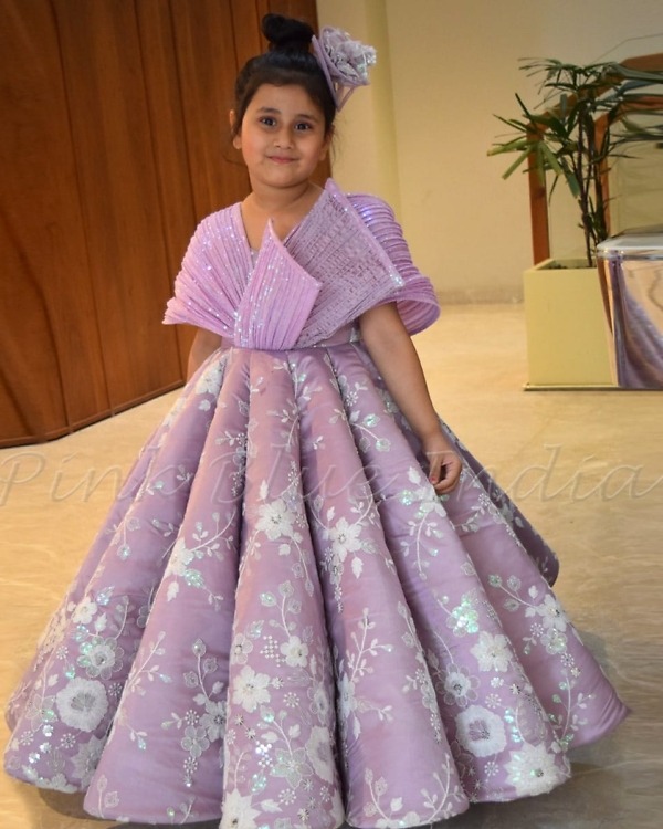 Kids party wear dress for girls, stylish structured outfit
