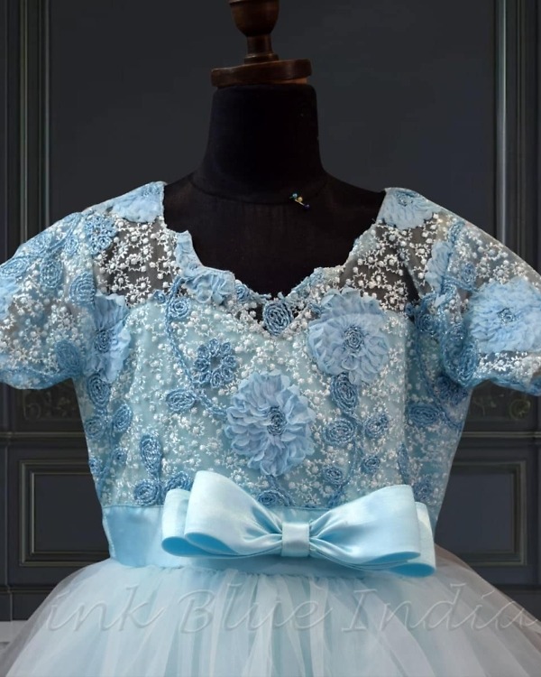 Elsa princess gown, baby girls, Frozen theme, birthday, glittery & cute